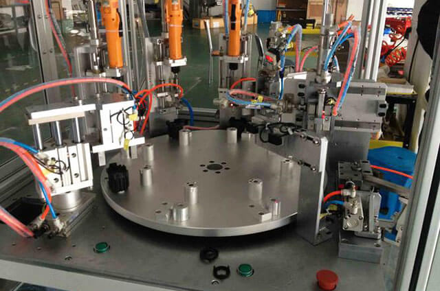 自動(dòng)鎖螺絲機(jī)生產(chǎn)廠家