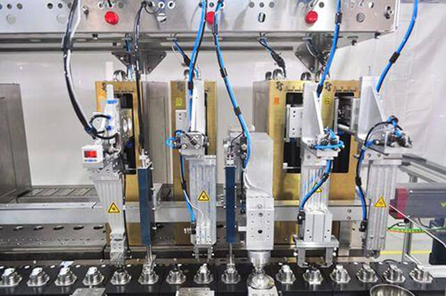 非標(biāo)自動化設(shè)備裝配