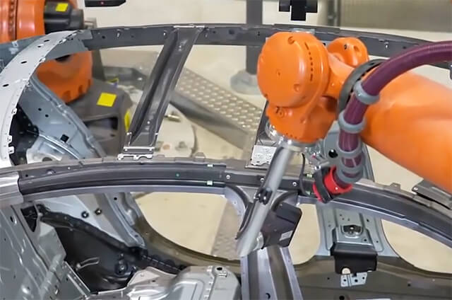 汽車自動(dòng)化組裝線