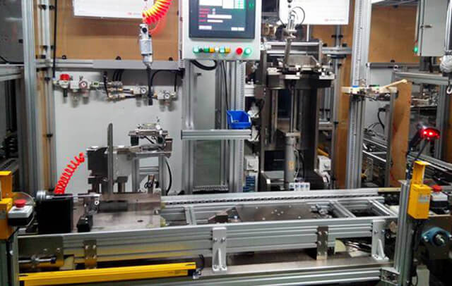 汽車裝配流水線