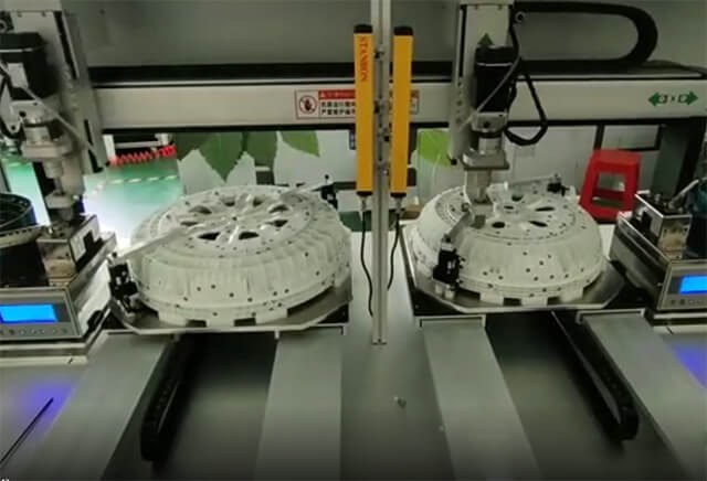 洗衣機(jī)自動(dòng)鎖螺絲機(jī)