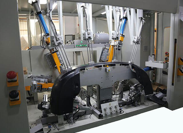 汽車保險杠焊接機