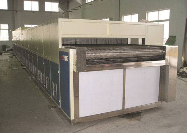 通過式汽車配件清洗機