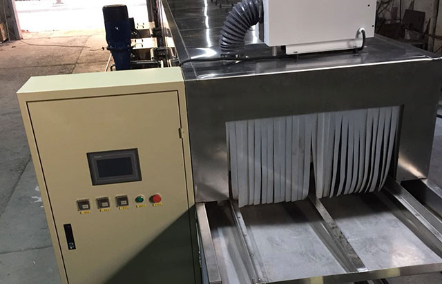 通過式汽車零配件清洗設(shè)備