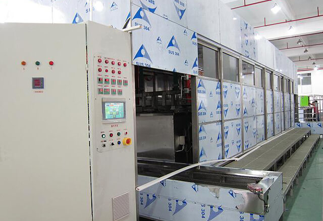 壓鑄鋁超聲波清洗機(jī)