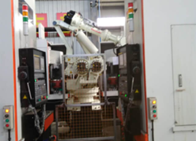 汽車制動鼓上下料機器人