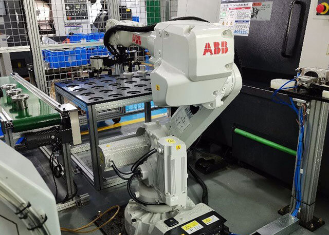 汽車配件自動上下料