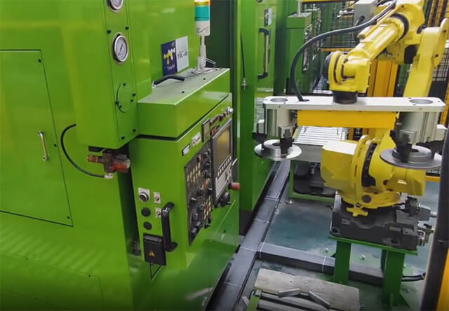 剎車盤機加工機器人上下料