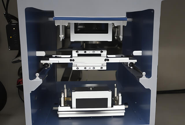 汽車保險(xiǎn)杠熔接機(jī)
